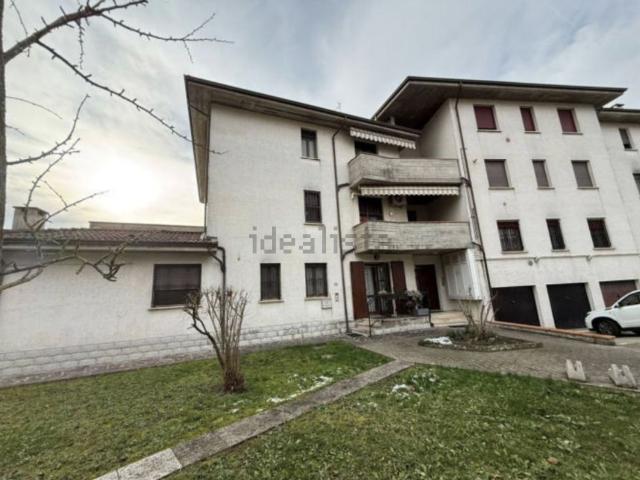 Appartamento in vendita di 105 m² in Via dei Tigli, 13