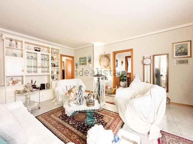 Appartamento in vendita di 105 m² in Via del Perugino
