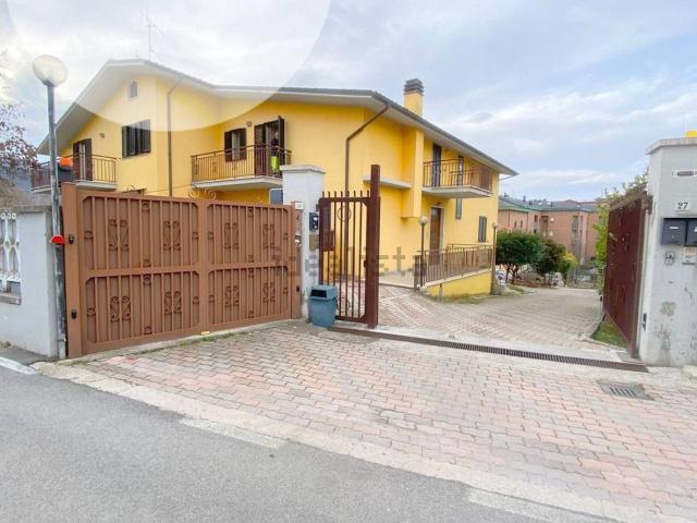 Appartamento in vendita di 105 m² in Via del Torcituro, 29