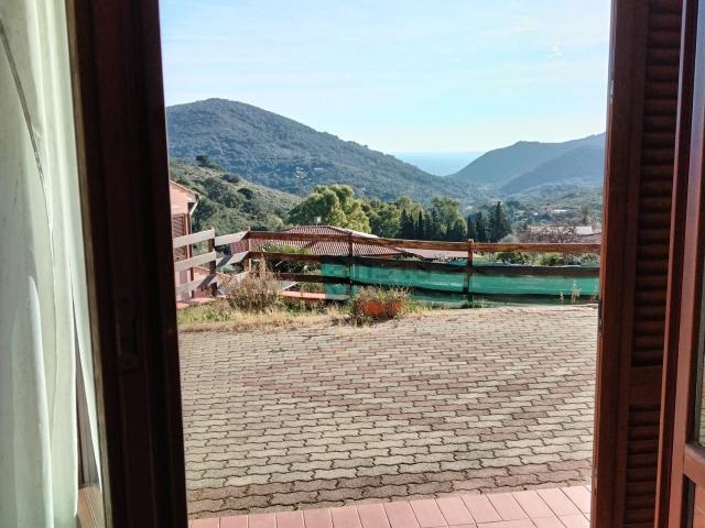 Appartamento in vendita di 105 m² in Via del Volterraio