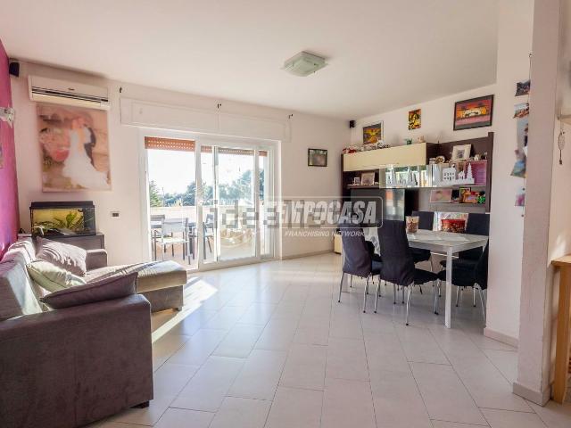 Appartamento in vendita di 105 m² in Via della Fornacetta