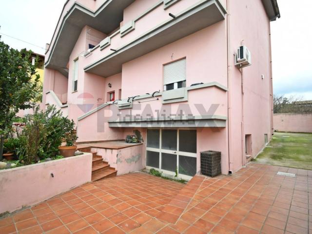 Appartamento in vendita di 105 m² in Via della Libertà, 34