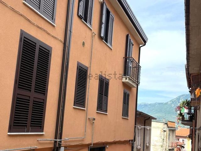 Appartamento in vendita di 105 m² in Via della Libera, 49