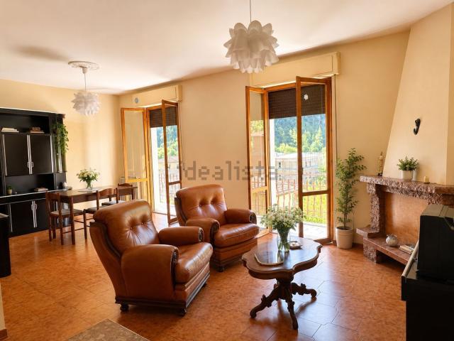 Appartamento in vendita di 105 m² in Via della Madonnetta, 68
