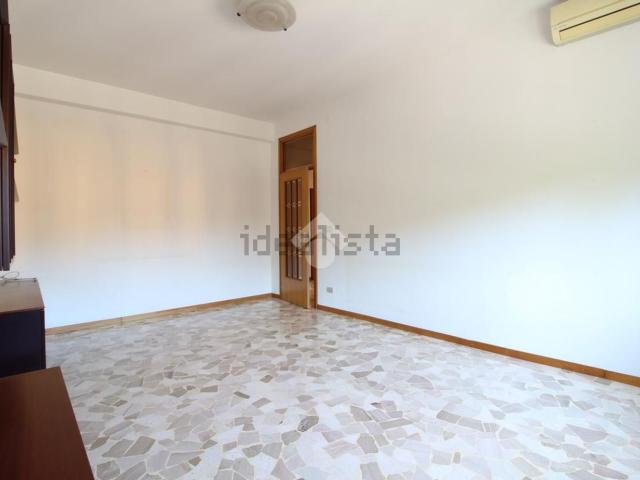 Appartamento in vendita di 105 m² in Via della Repubblica, 96