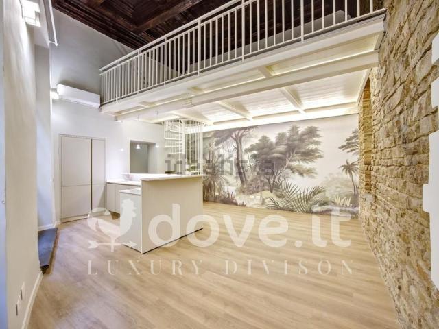 Appartamento in vendita di 105 m² in Via della Vigna Nuova, 17