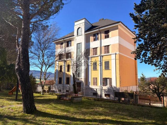 Appartamento in vendita di 105 m² in Via delle Querce, 10