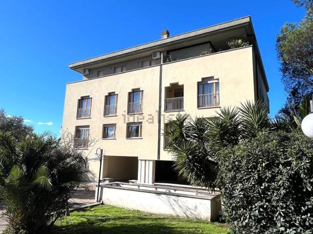 Appartamento in vendita di 105 m² in Via di Valle Muricana, 179