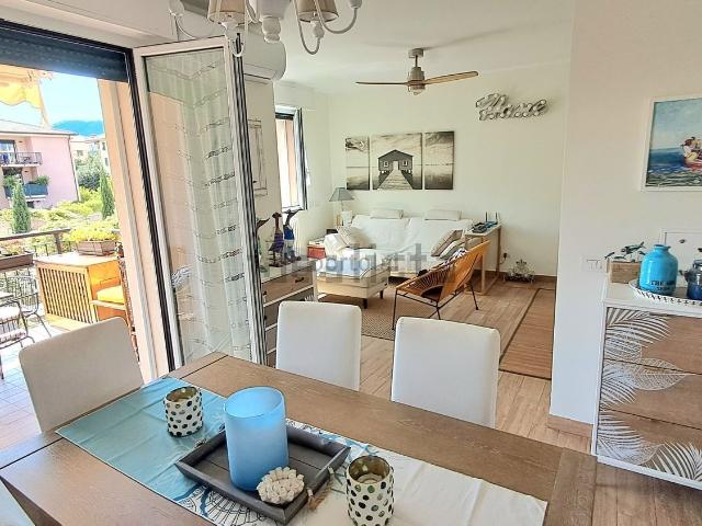 Appartamento in vendita di 105 m² in Via Emilia