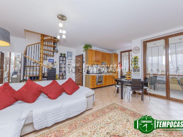 Appartamento in vendita di 105 m² in Via Emilia