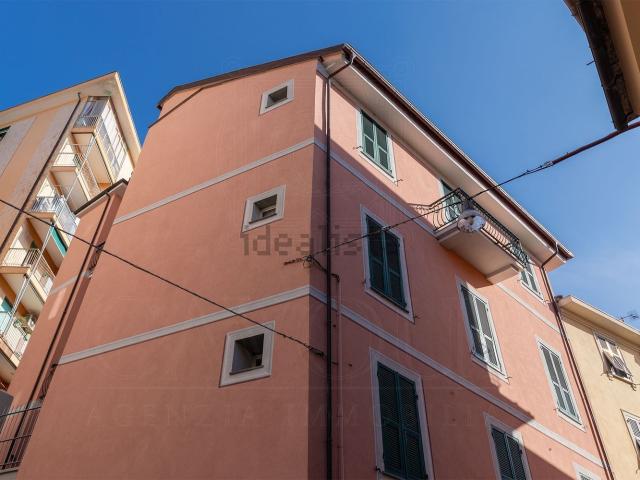 Appartamento in vendita di 105 m² in Via Entella