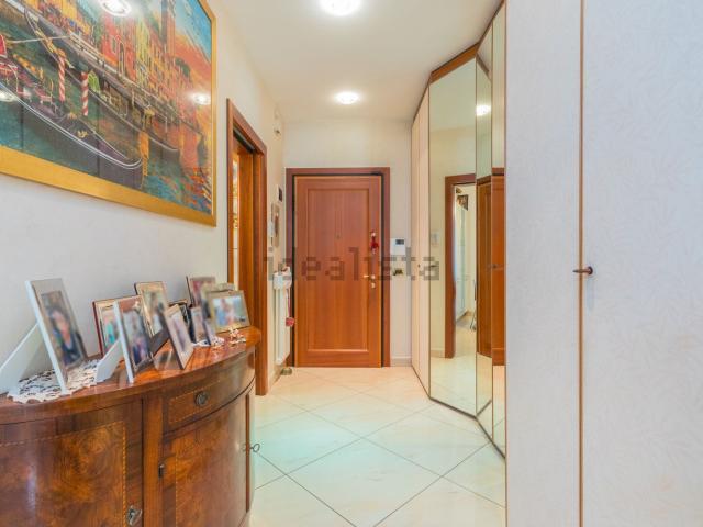 Appartamento in vendita di 105 m² in Via Enrico Caviglia