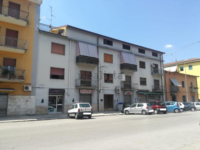 Appartamento in vendita di 105 m² in Via Enrico Cocchia
