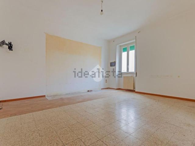 Appartamento in vendita di 105 m² in Via Edmondo de Amicis, 7