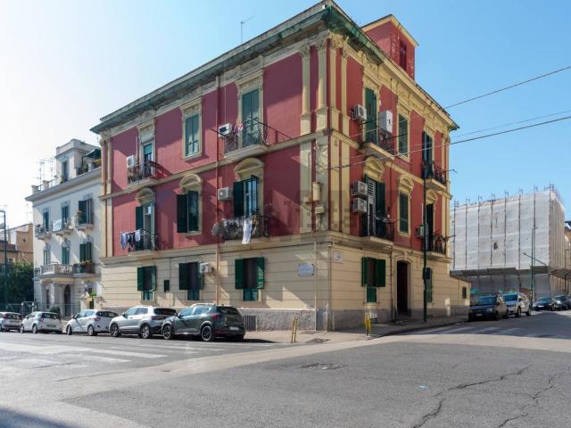 Appartamento in vendita di 105 m² in Via Eurialo, 17