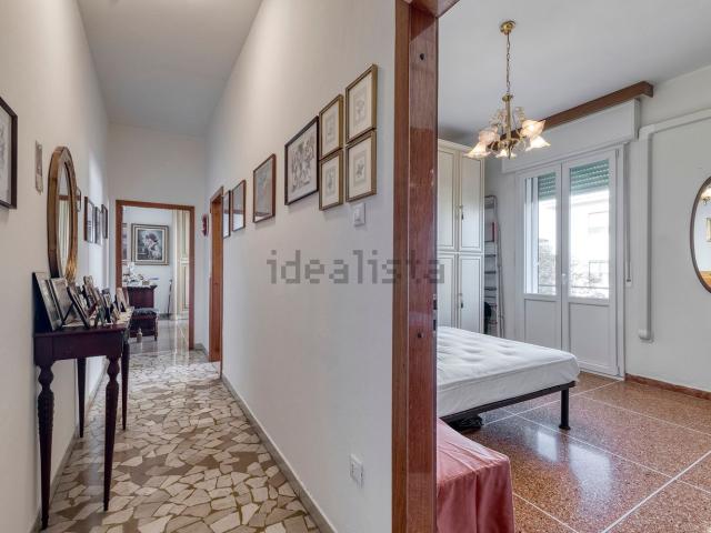 Appartamento in vendita di 105 m² in Via Fosse Ardeatine