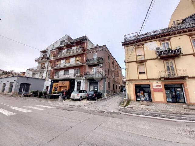 Appartamento in vendita di 105 m² in Via Ferro di Cavallo, 5
