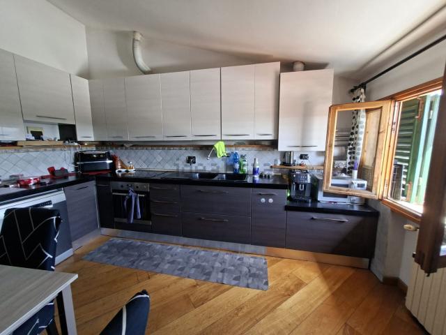 Appartamento in vendita di 105 m² in Via Firenze