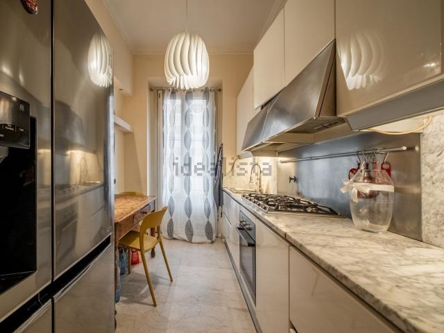 Appartamento in vendita di 105 m² in Via Francesco Crispi
