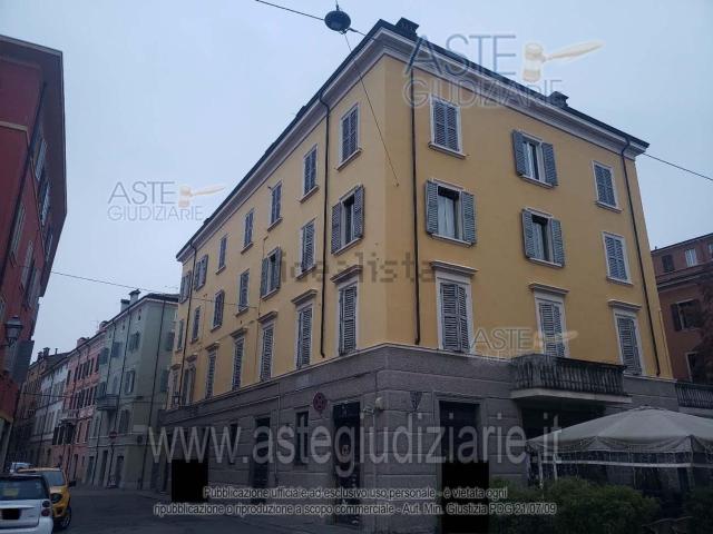 Appartamento in vendita di 105 m² in Via Francesco Rismondo, 95