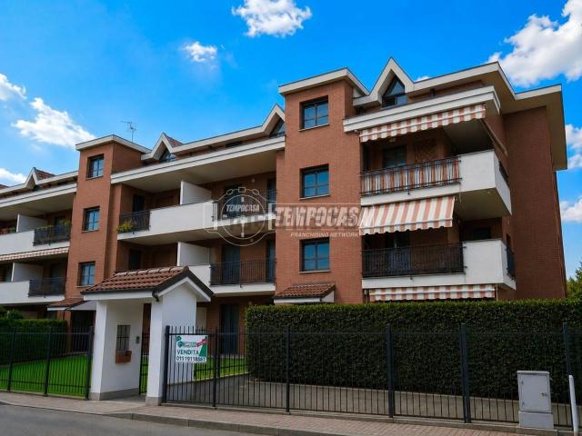 Appartamento in vendita di 105 m² in Via Fratelli Cervi