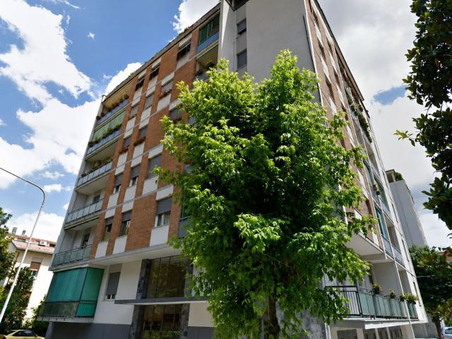 Appartamento in vendita di 105 m² in Via Fratelli Salvioli