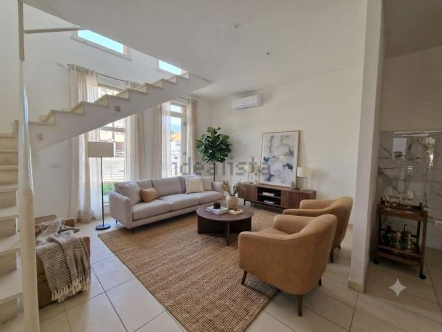 Appartamento in vendita di 105 m² in Via Fratelli Rosselli