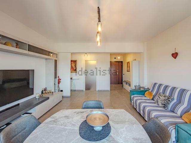 Appartamento in vendita di 105 m² in Via Ivanoe Bonomi