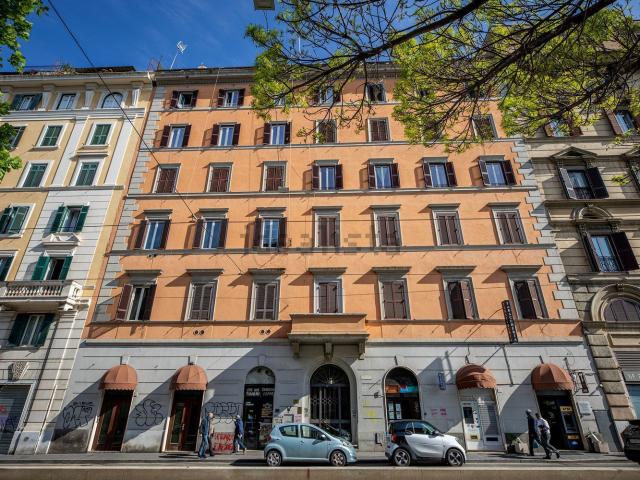 Appartamento in vendita di 105 m² in Via Labicana