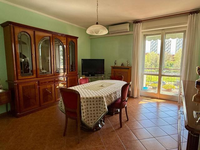 Appartamento in vendita di 105 m² in Via Lucca, 28