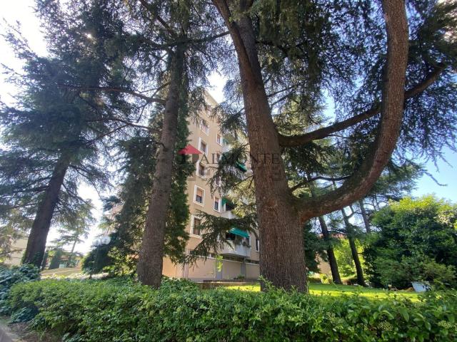 Appartamento in vendita di 105 m² in Via Luigi Vestri