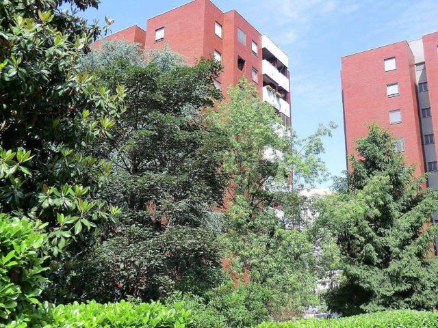 Appartamento in vendita di 105 m² in Via Molinetto di Lorenteggio