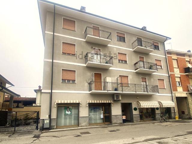 Appartamento in vendita di 105 m² in Via Mombarone, 13