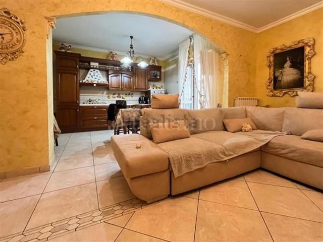 Appartamento in vendita di 105 m² in Via Montalbano