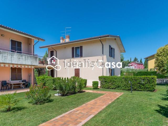 Appartamento in vendita di 105 m² in Via Montesin, 38