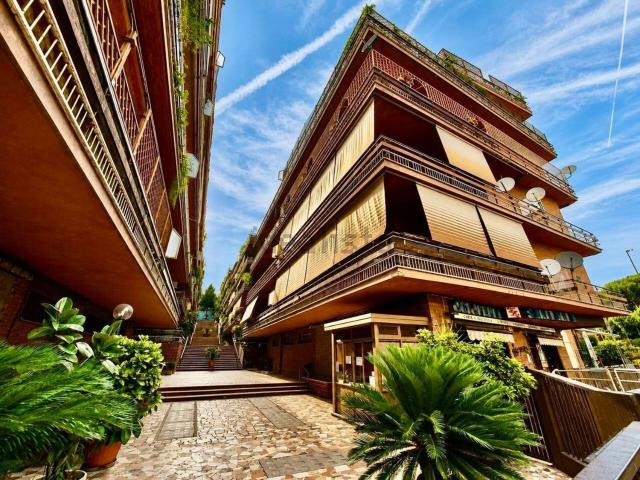 Appartamento in vendita di 105 m² in Via Mattia Battistini, 100