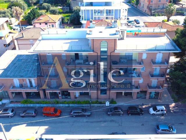 Appartamento in vendita di 105 m² in Via Marche, 2