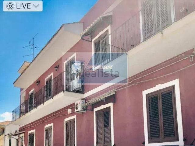 Appartamento in vendita di 105 m² in Via Maria Carmela Gargallo