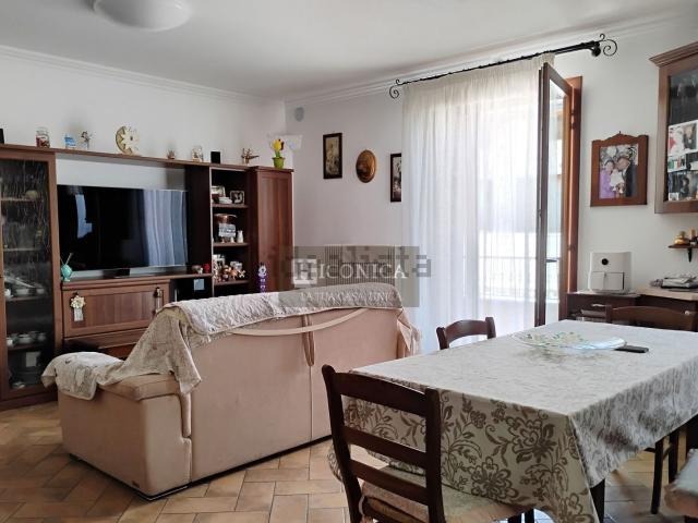 Appartamento in vendita di 105 m² in Via Marmolada