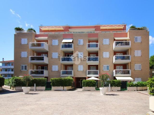 Appartamento in vendita di 105 m² in Via Martiri di Cefalonia, 11