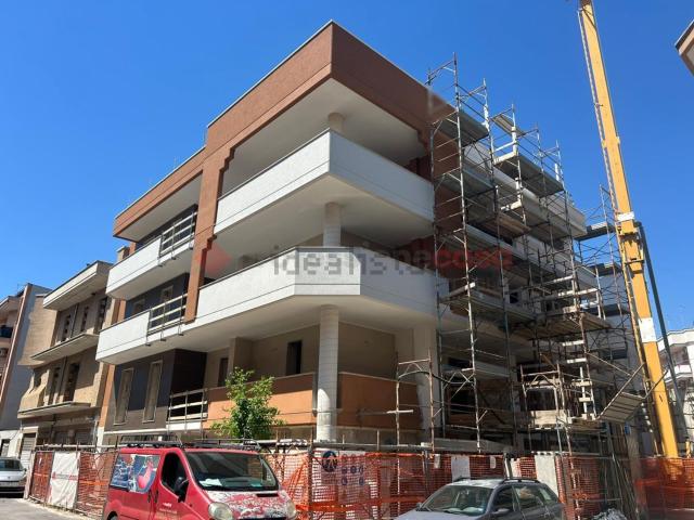 Appartamento in vendita di 105 m² in Via Messapia, 17