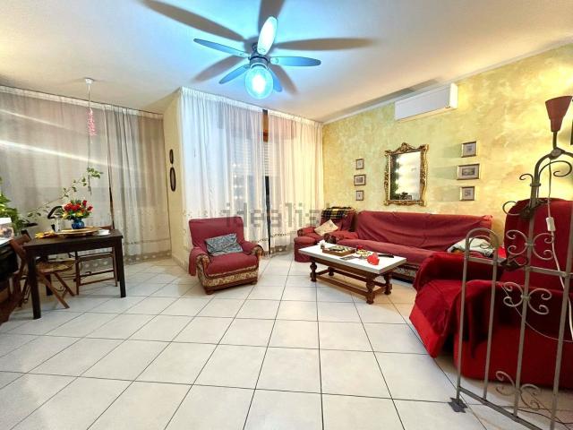 Appartamento in vendita di 105 m² in Via Nonantolana