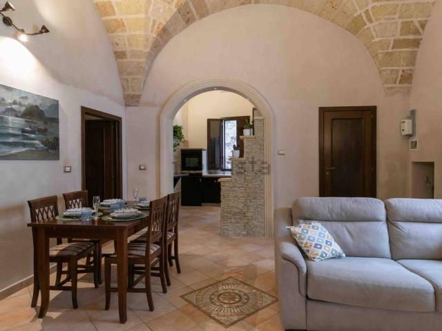 Appartamento in vendita di 105 m² in Via Nicola Ingusci, 31