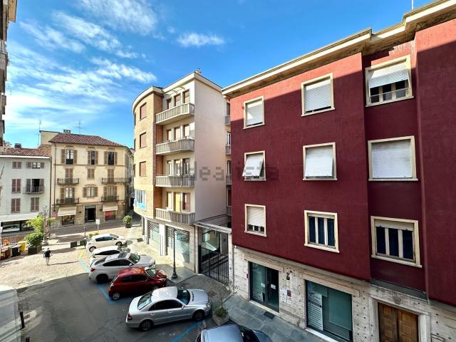 Appartamento in vendita di 105 m² in Via Nino Costa, 12