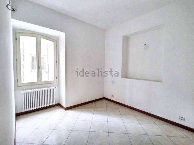 Appartamento in vendita di 105 m² in Via Savona, 4