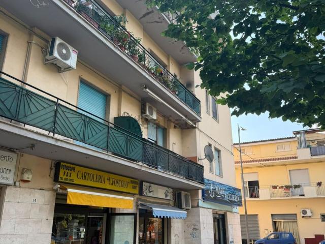 Appartamento in vendita di 105 m² in Via San Donato, 17