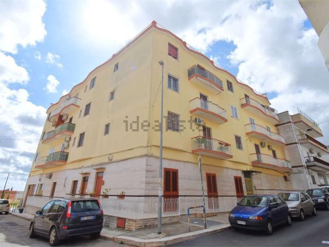 Appartamento in vendita di 105 m² in Via San Francesco D&apos Assisi