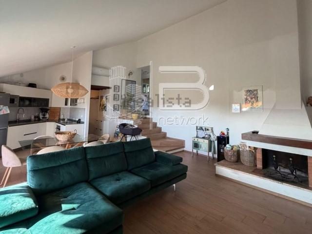 Appartamento in vendita di 105 m² in Via San Remigio di Sopra