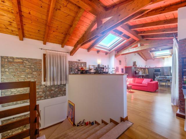 Appartamento in vendita di 105 m² in Via San Rocco, 24