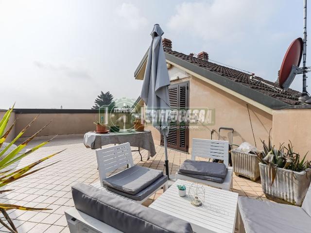 Appartamento in vendita di 105 m² in Via Sandro Pertini, 3